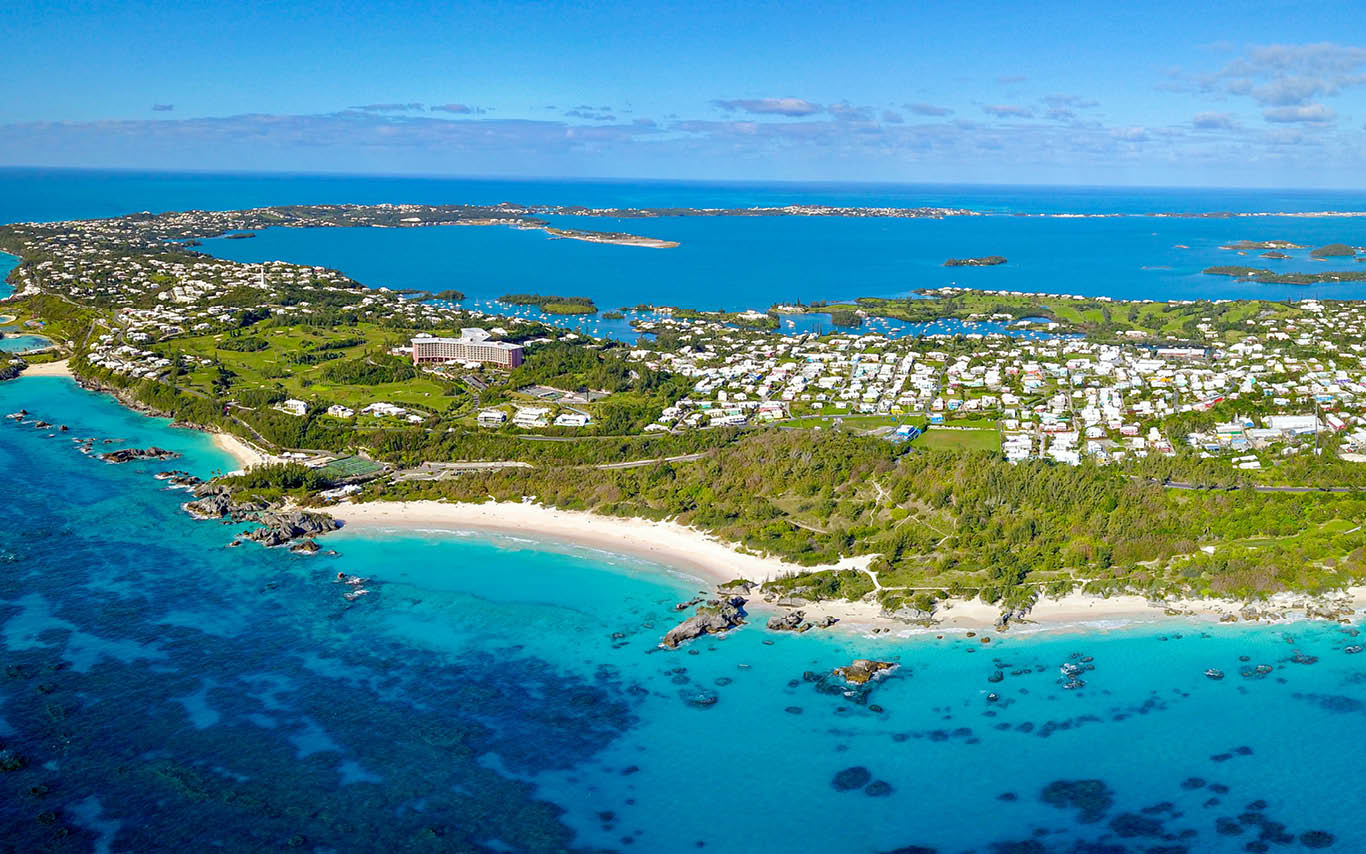 Landscape view of the beach in Bermuda